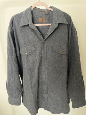 St. John's Bay Heavyweight Button Down - Mens L